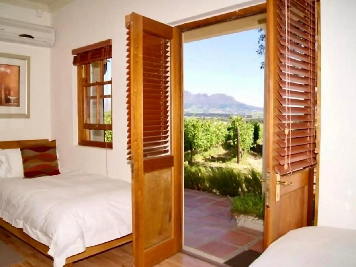 Lovane Boutique Wine Estate & Guesthouse