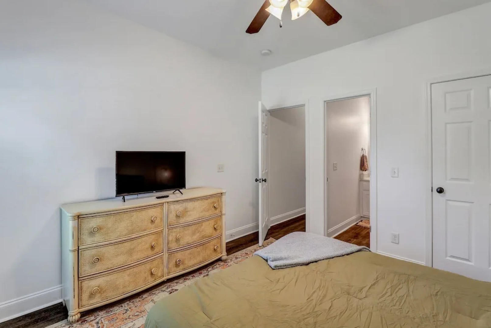 Eagle s Refuge - Close to GSU Paulson Stadium