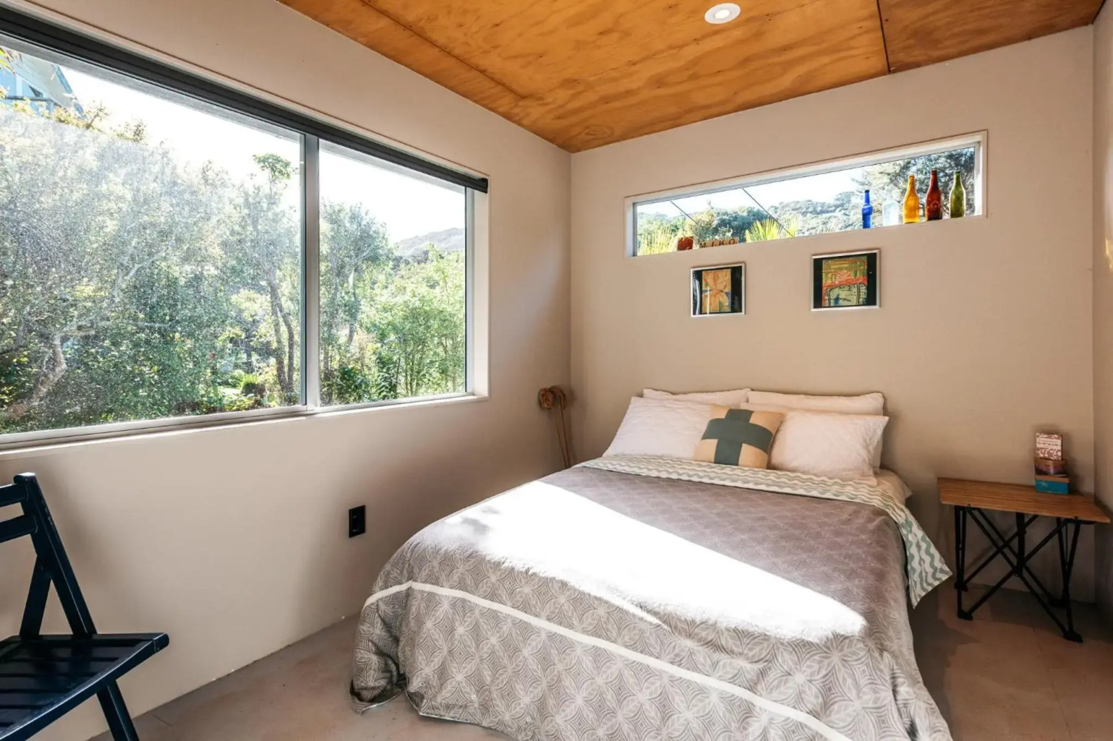 The Fat Pigeon - Omiha Holiday Home