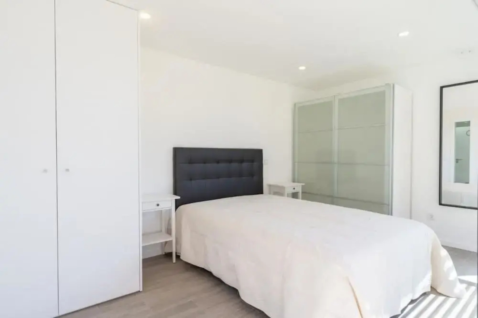 Another Side in Ovar