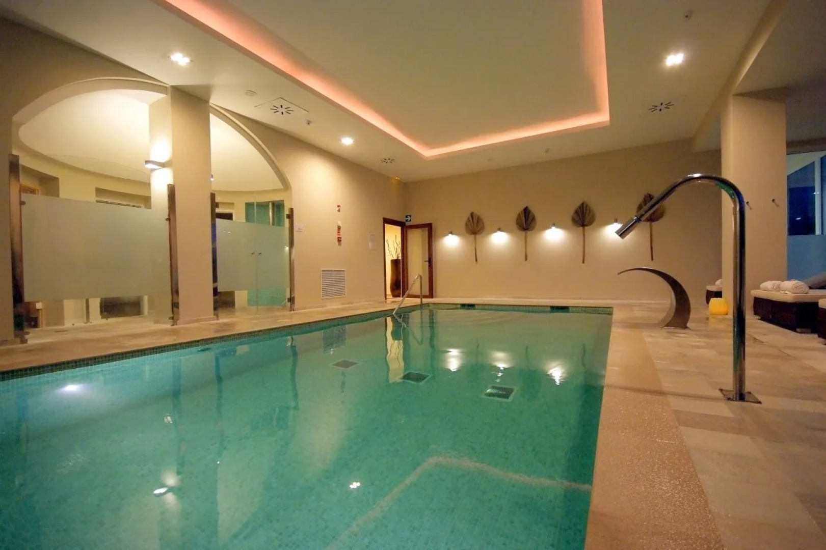 Grupotel Macarella Suites & Spa