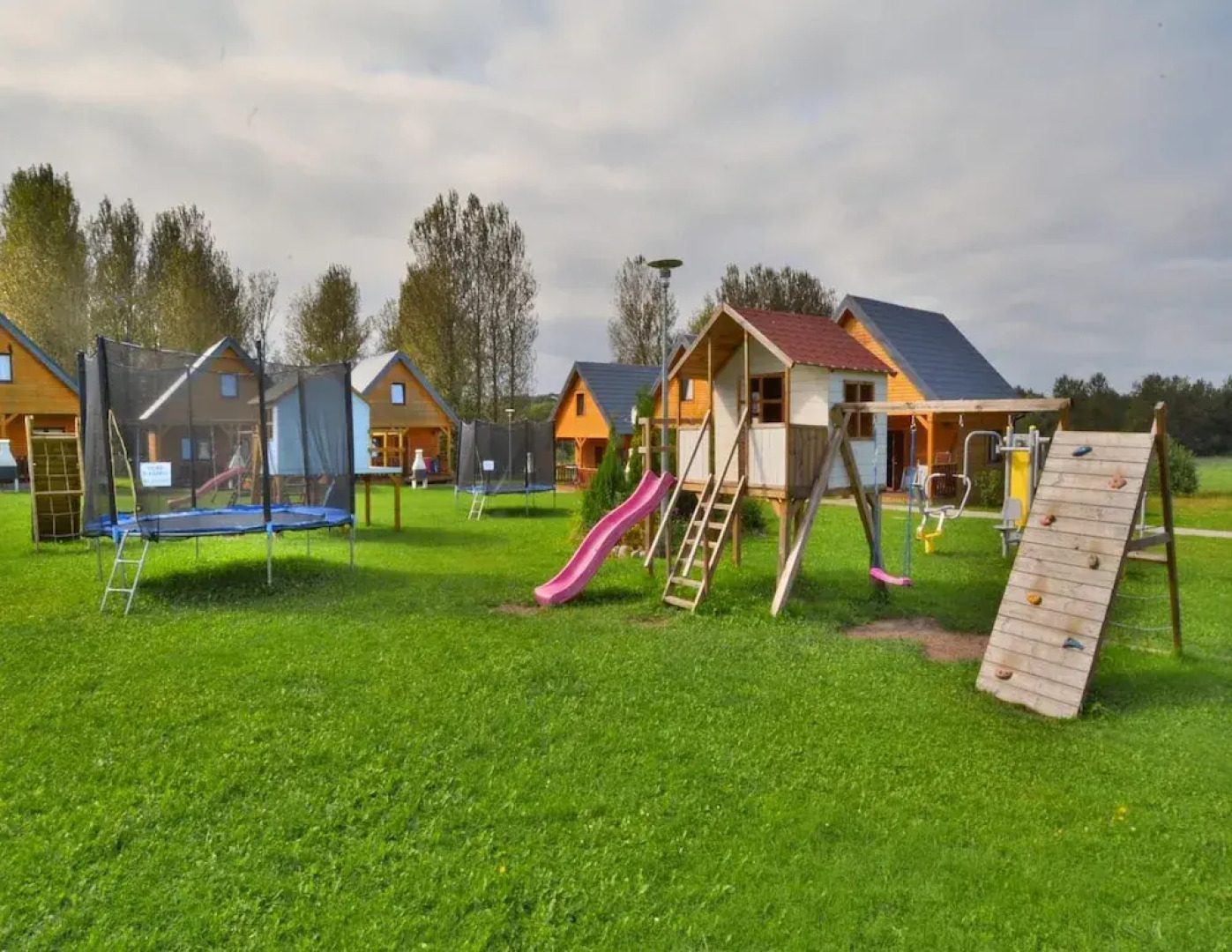 Holiday Homes Close to the Seaside Beach