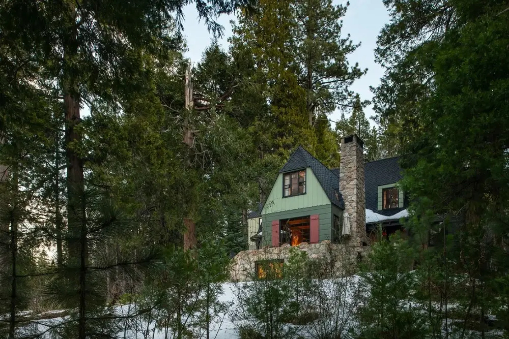 Cedar Pointe by Avantstay