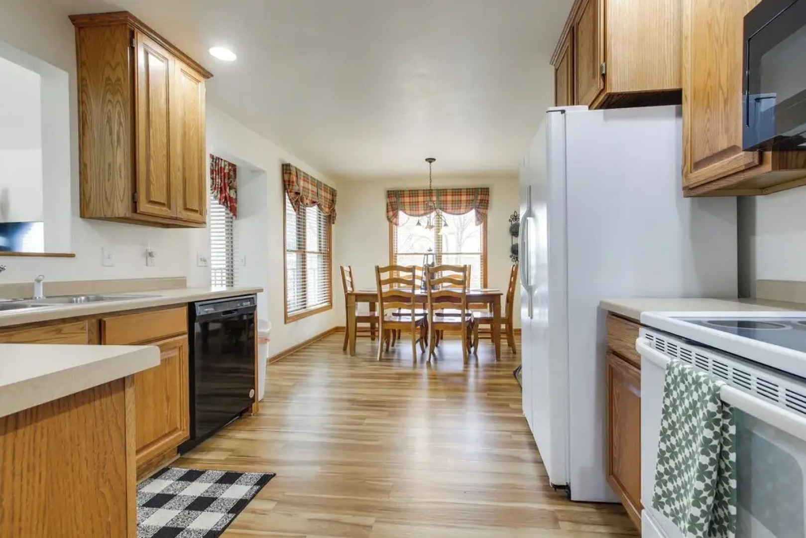 'pattie's Other Place' - Indoor Pool Access!