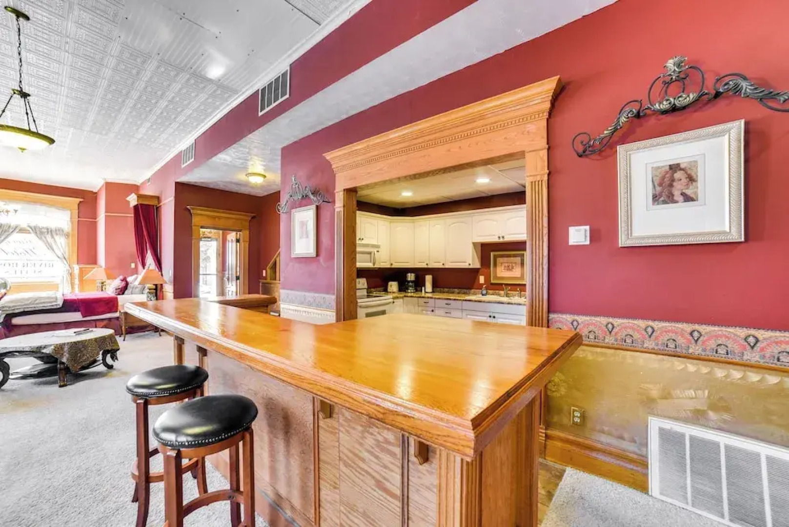 Downtown Yankton Suite: Walk to Restaurants!