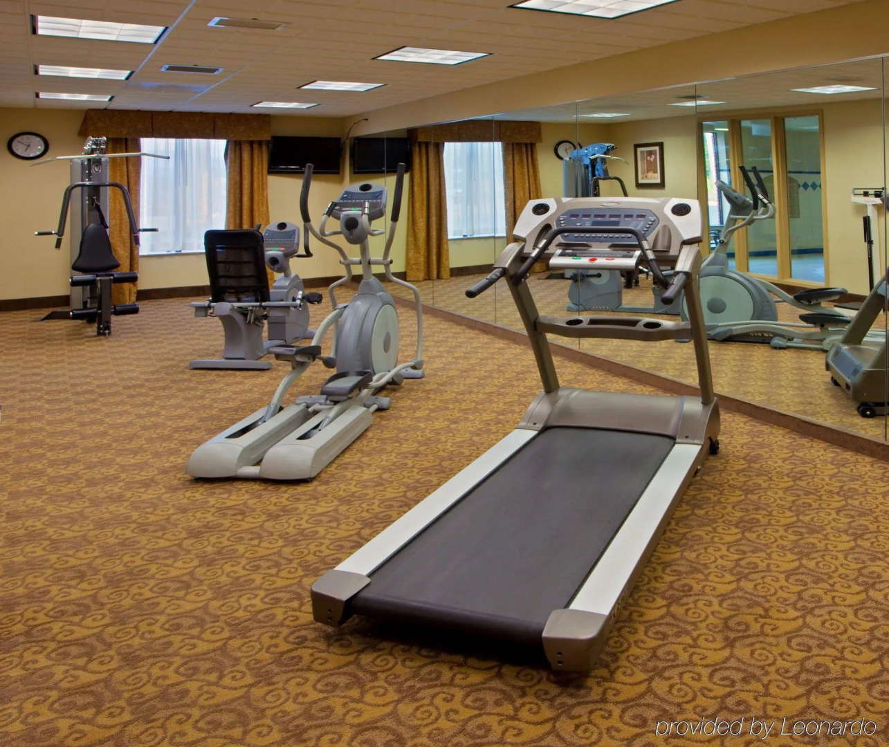 Holiday Inn Express Hotel & Suites Tappahannock by IHG