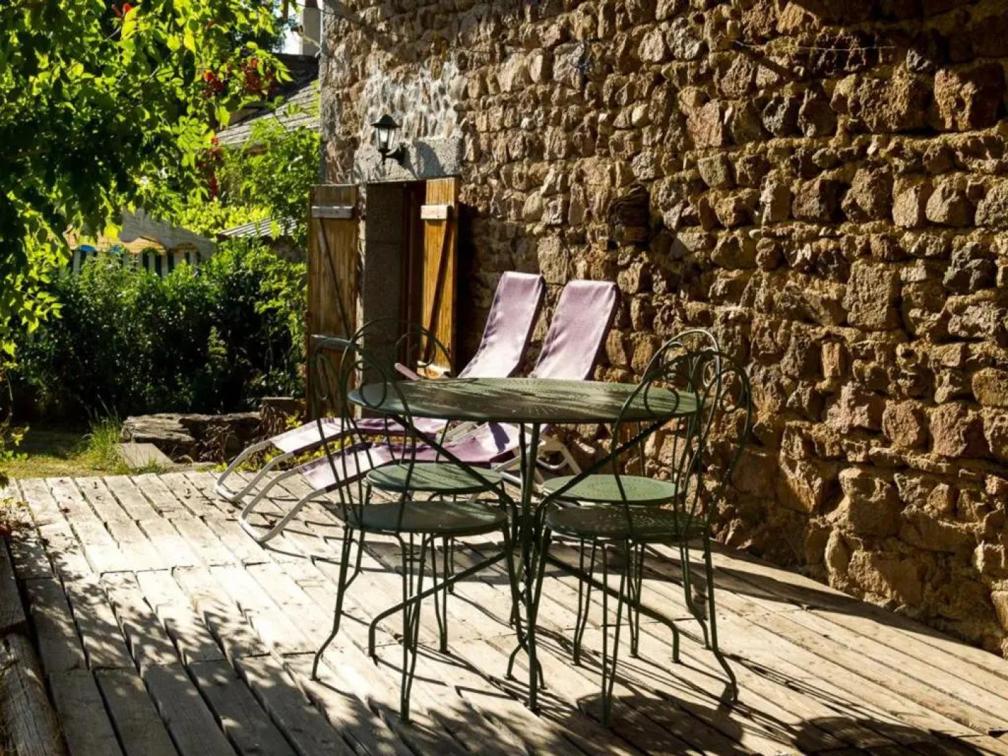 Gîte Châtel-Montagne, 3 pièces, 4 personnes - FR-1-489-47