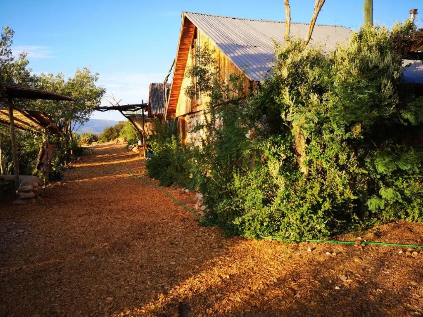 Amber Lagoon Backpackers Lodge