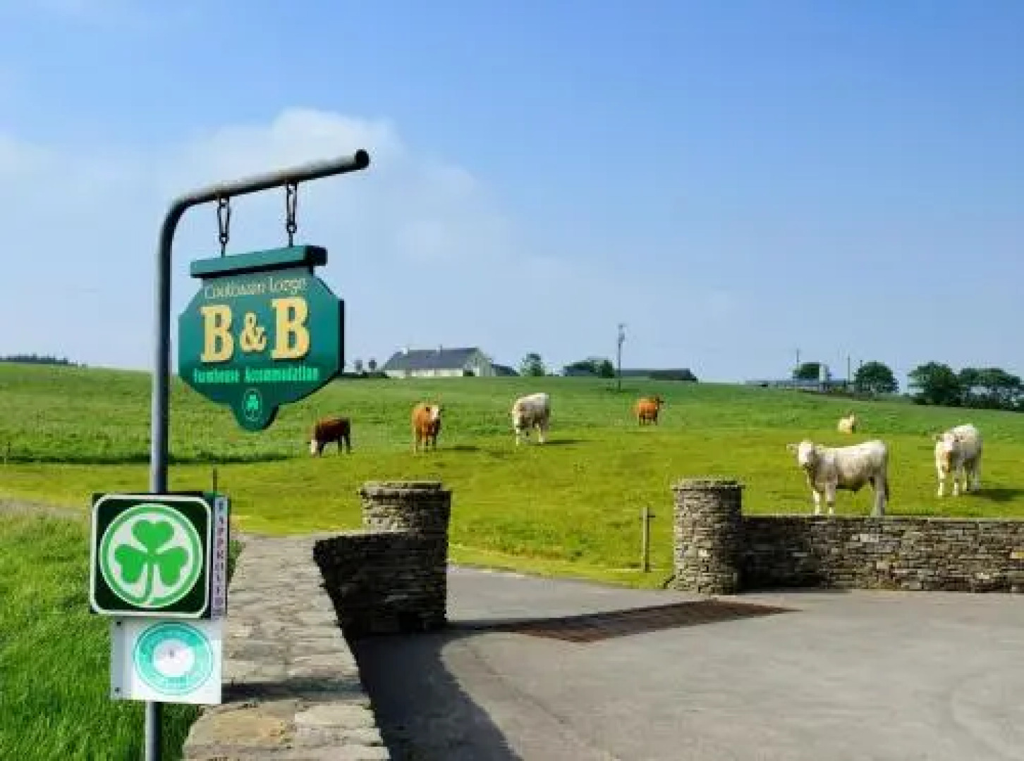 Coolbawn Lodge Farmhouse