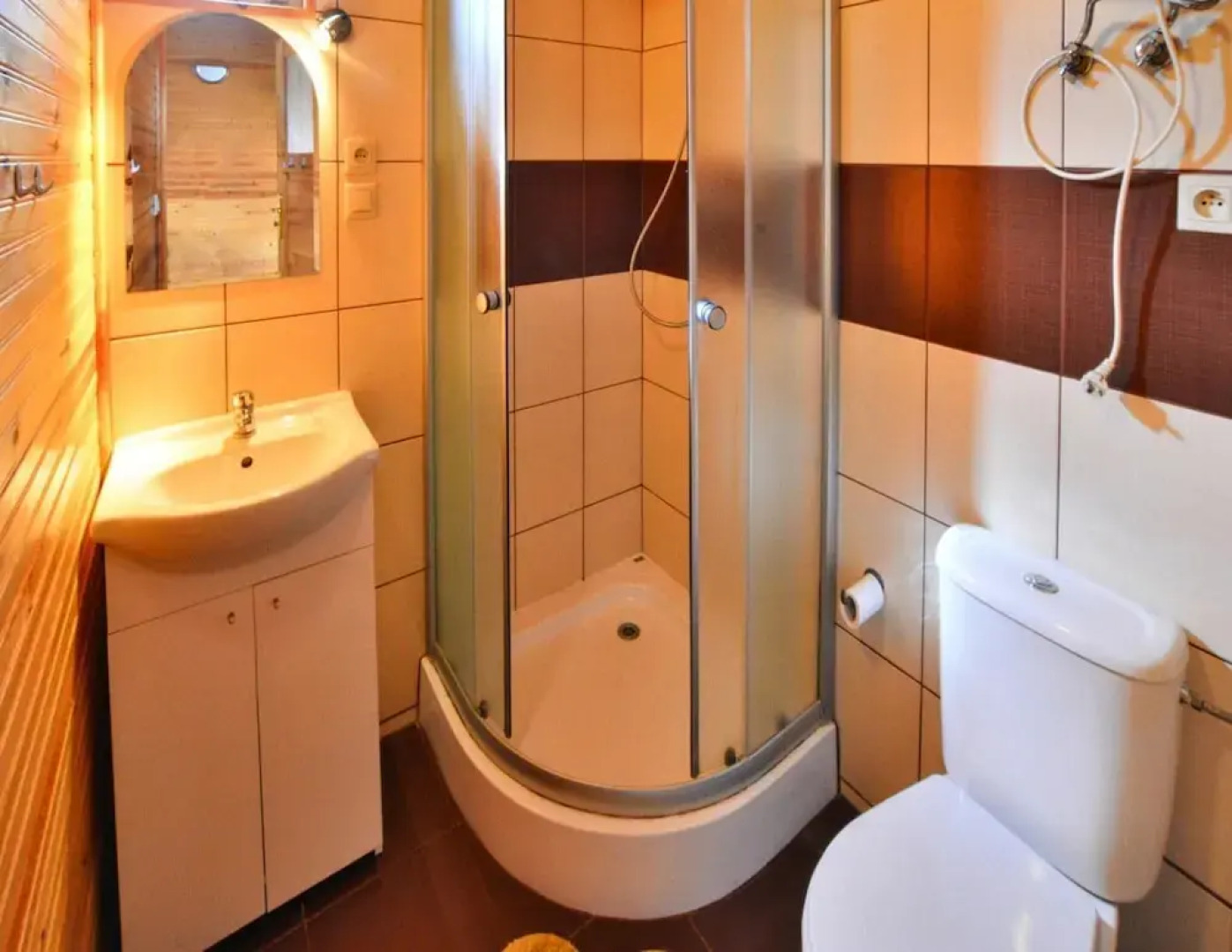 Single-story Holiday Home Near the Sea, Ustronie