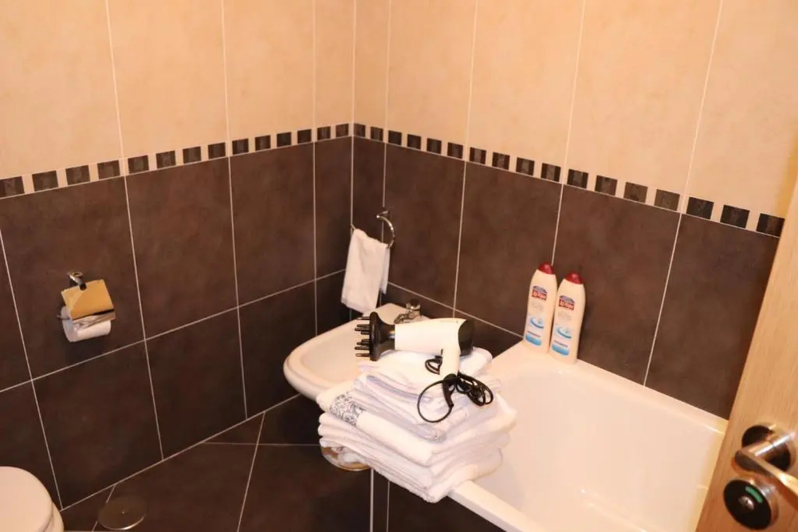 Grupoele3 Edificio Mar Langosteira