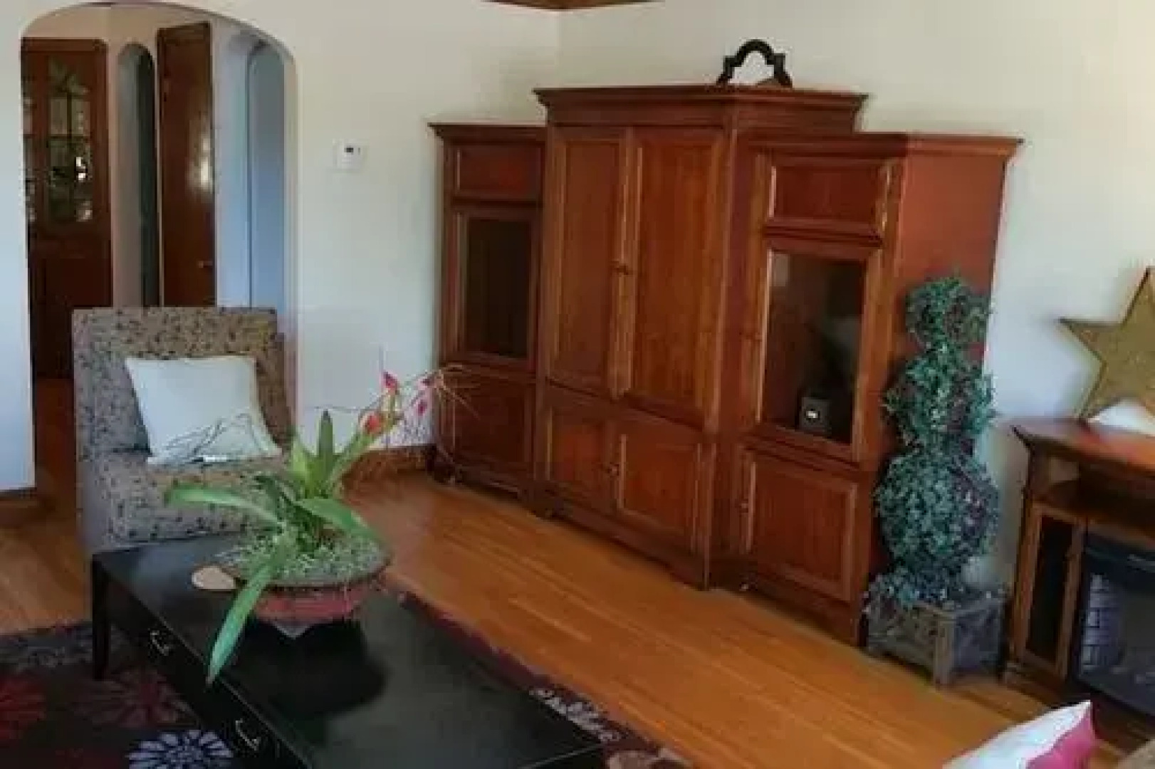 Lovely Craftsman Smarthouse King & Queen