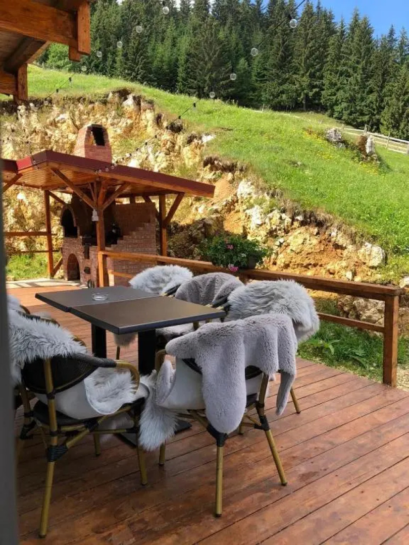 Casa de sub Munte Fundata2