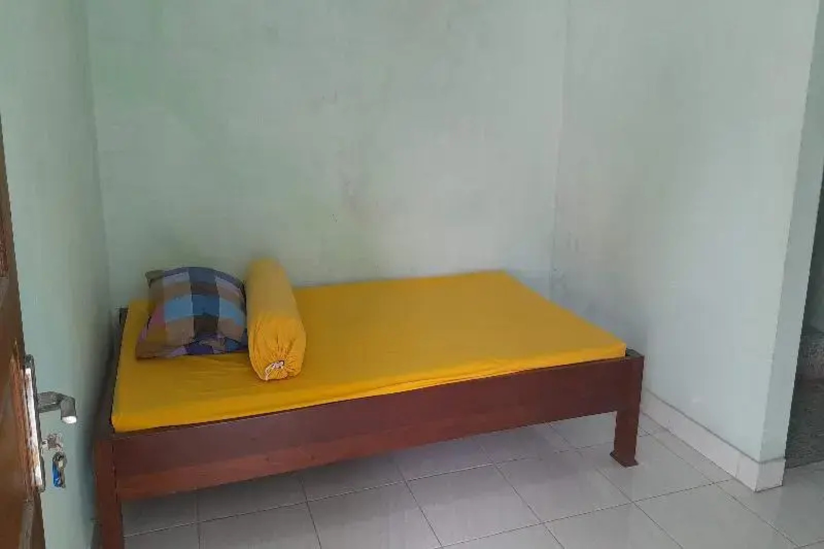 Rumah Singgah Peziarah Ganjuran by ZUZU