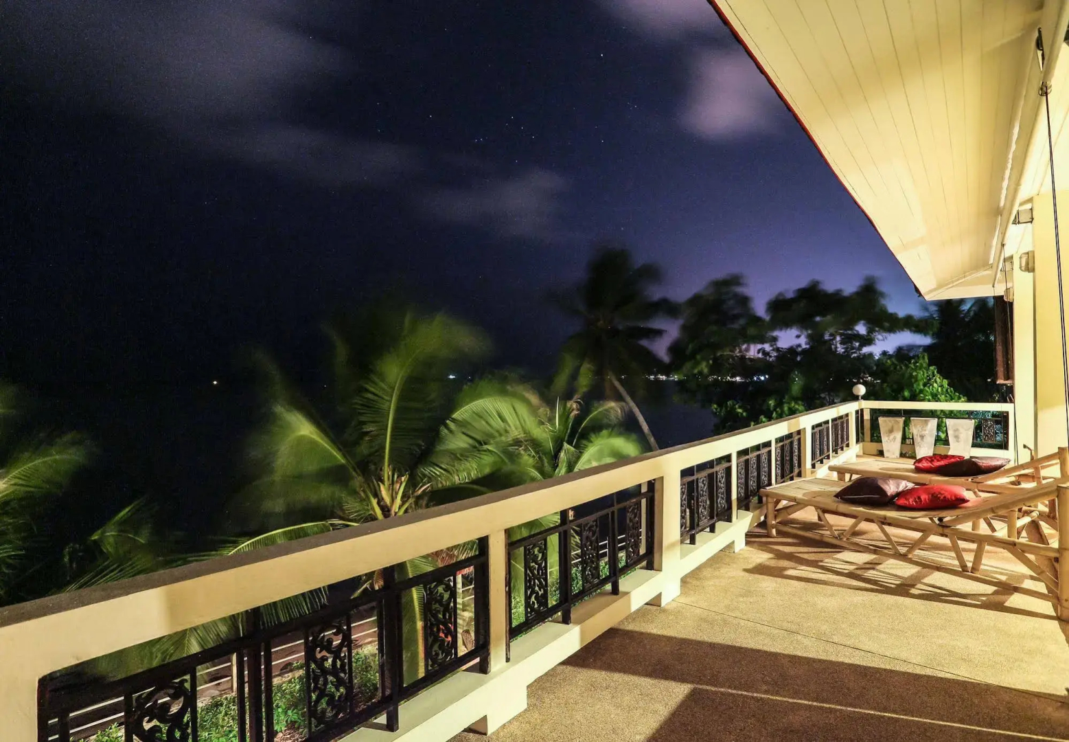 Charu Bay Villas