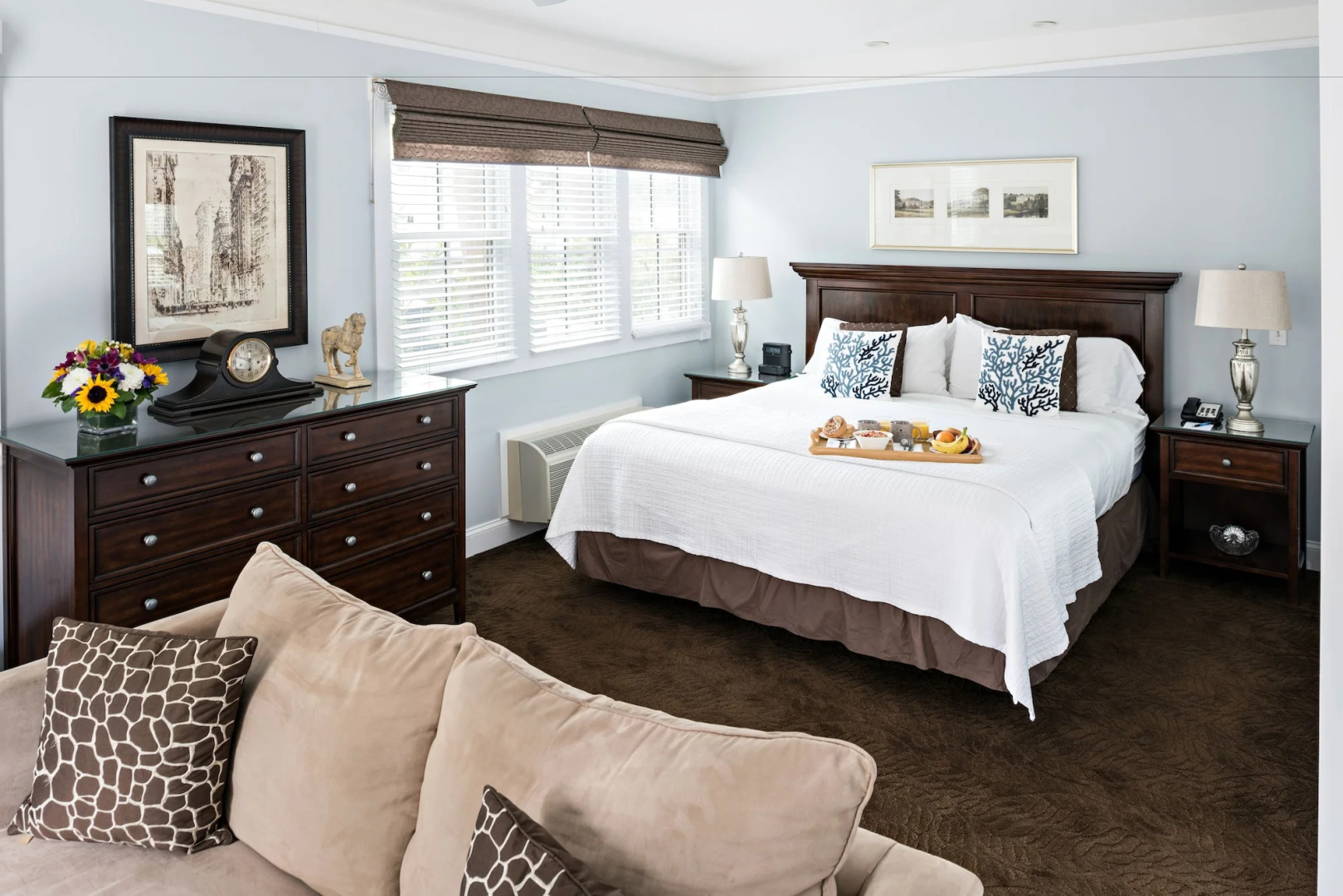 Crowne Pointe Historic Inn & Spa - Adults Only