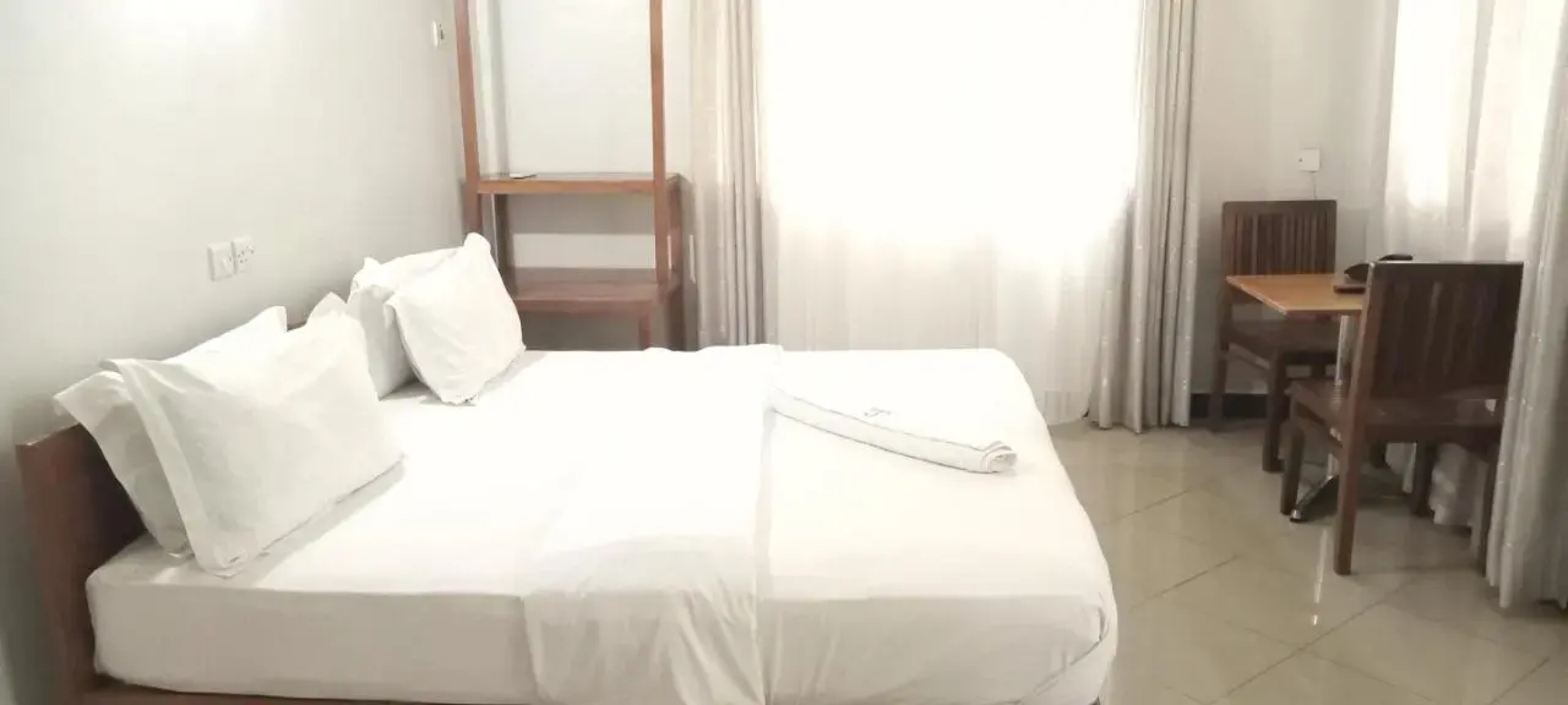 African Flower Hotel