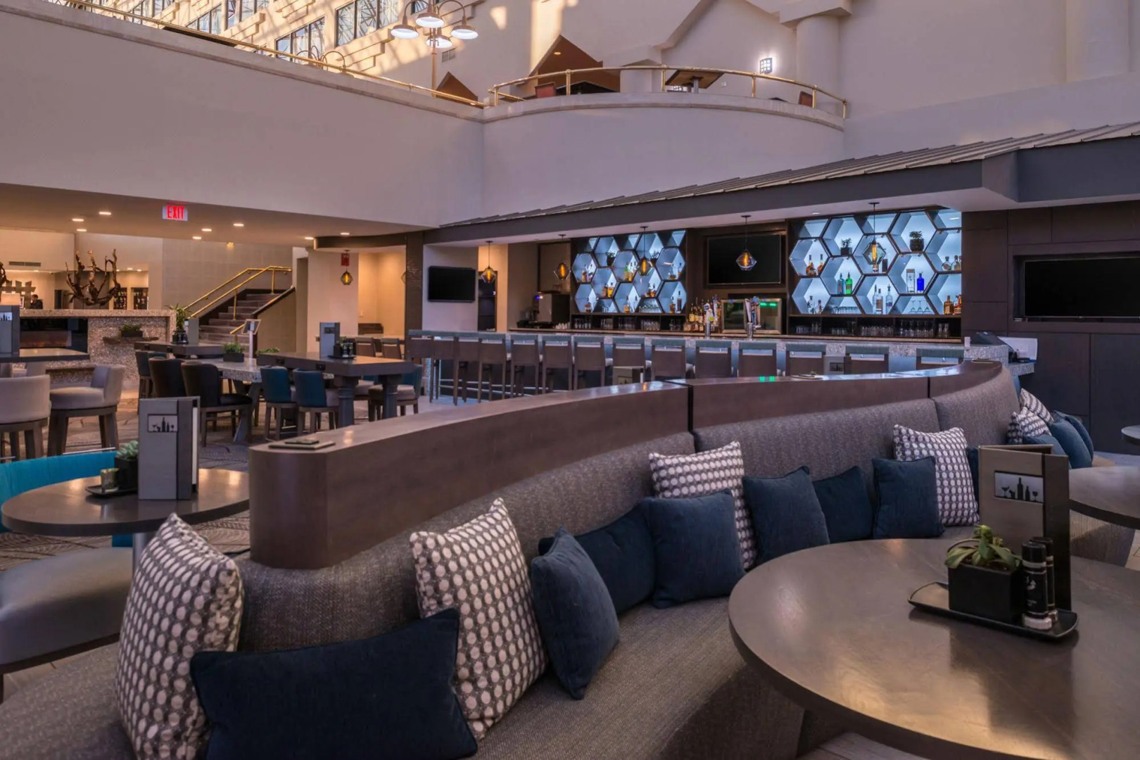 Jake's 58 Casino Hotel - Adult Only