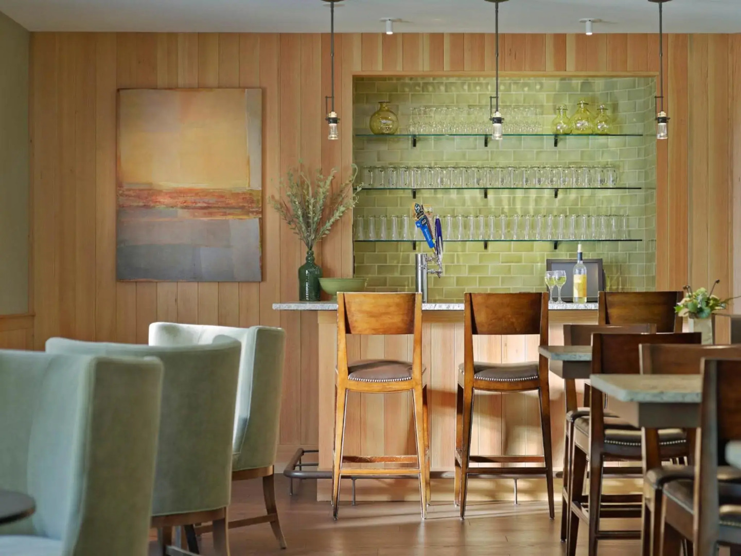 Green Mountain Suites Hotel