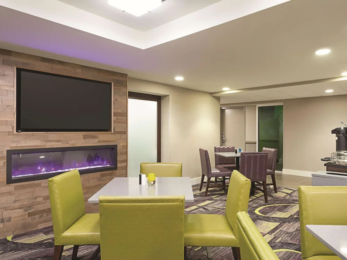 La Quinta Inn & Suites Baltimore BWI Airport