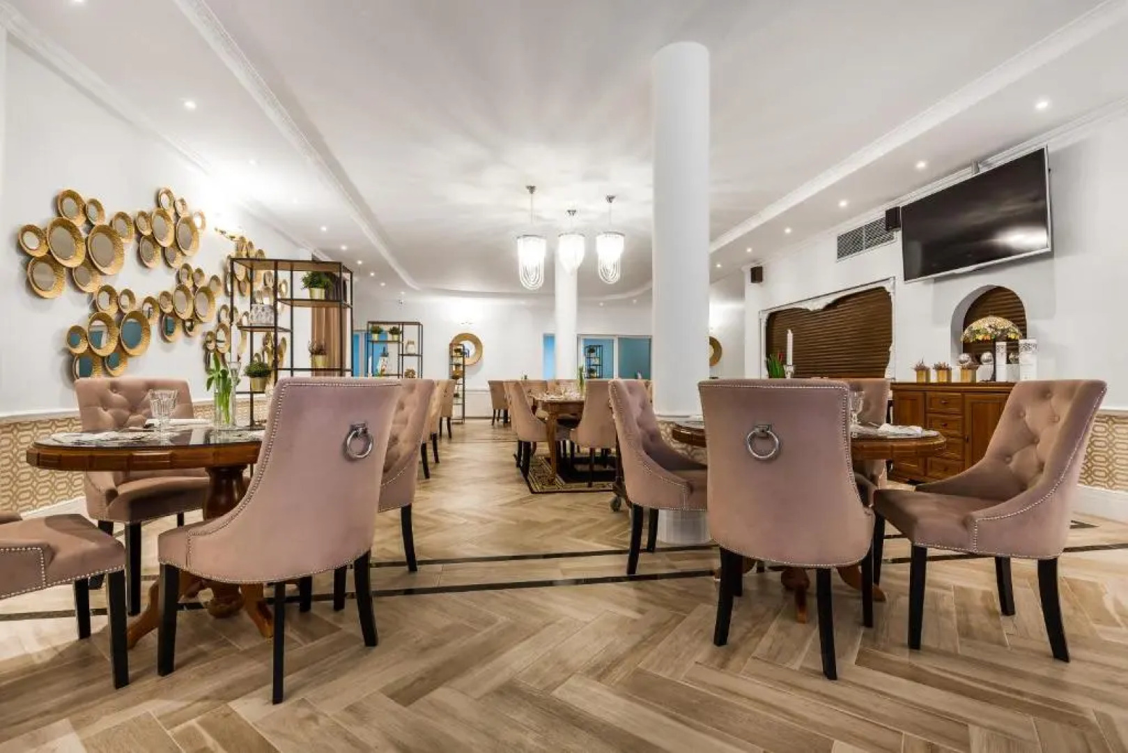 Prawdzic Resort & Conference