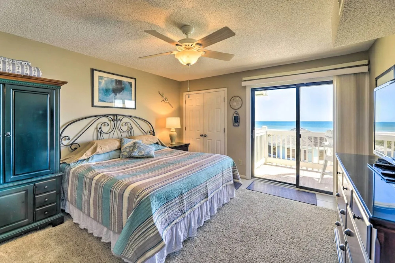 Coastal Condo w/ Indoor & Outdoor Pool Access