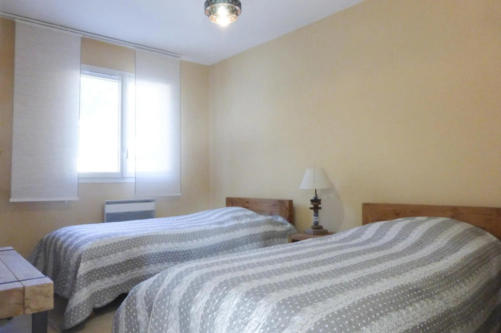 Nice Holiday Home With Private Terrace, Arpaillargues-et-aureillac