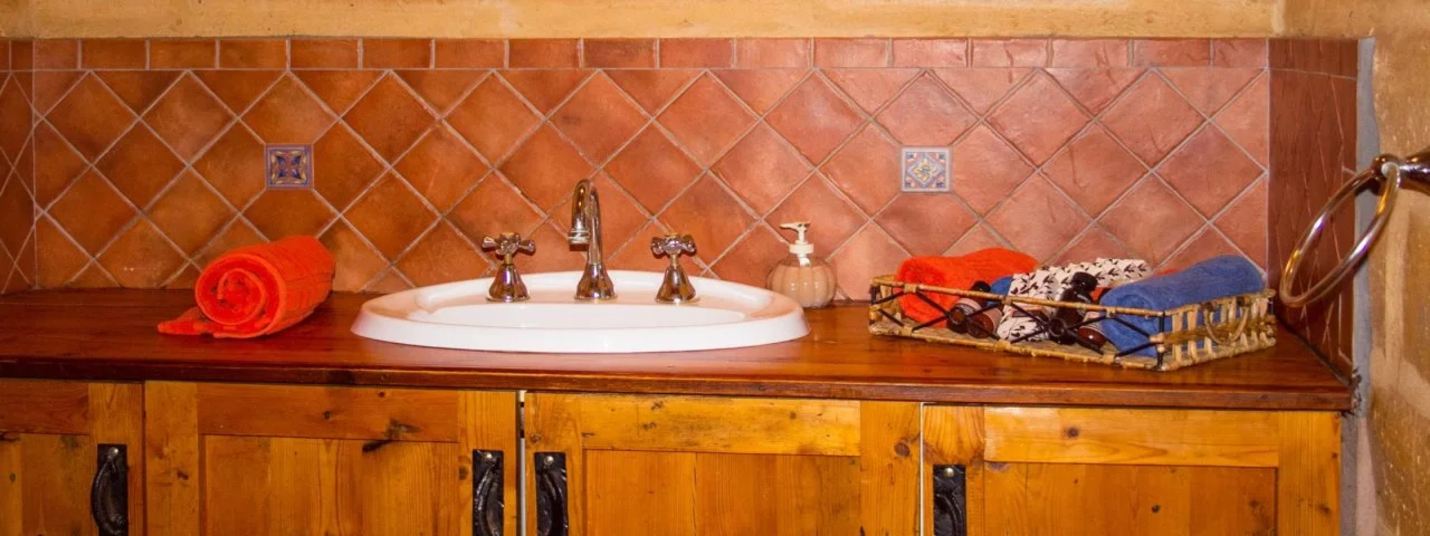 Dee's Villa Bed & Breakfast