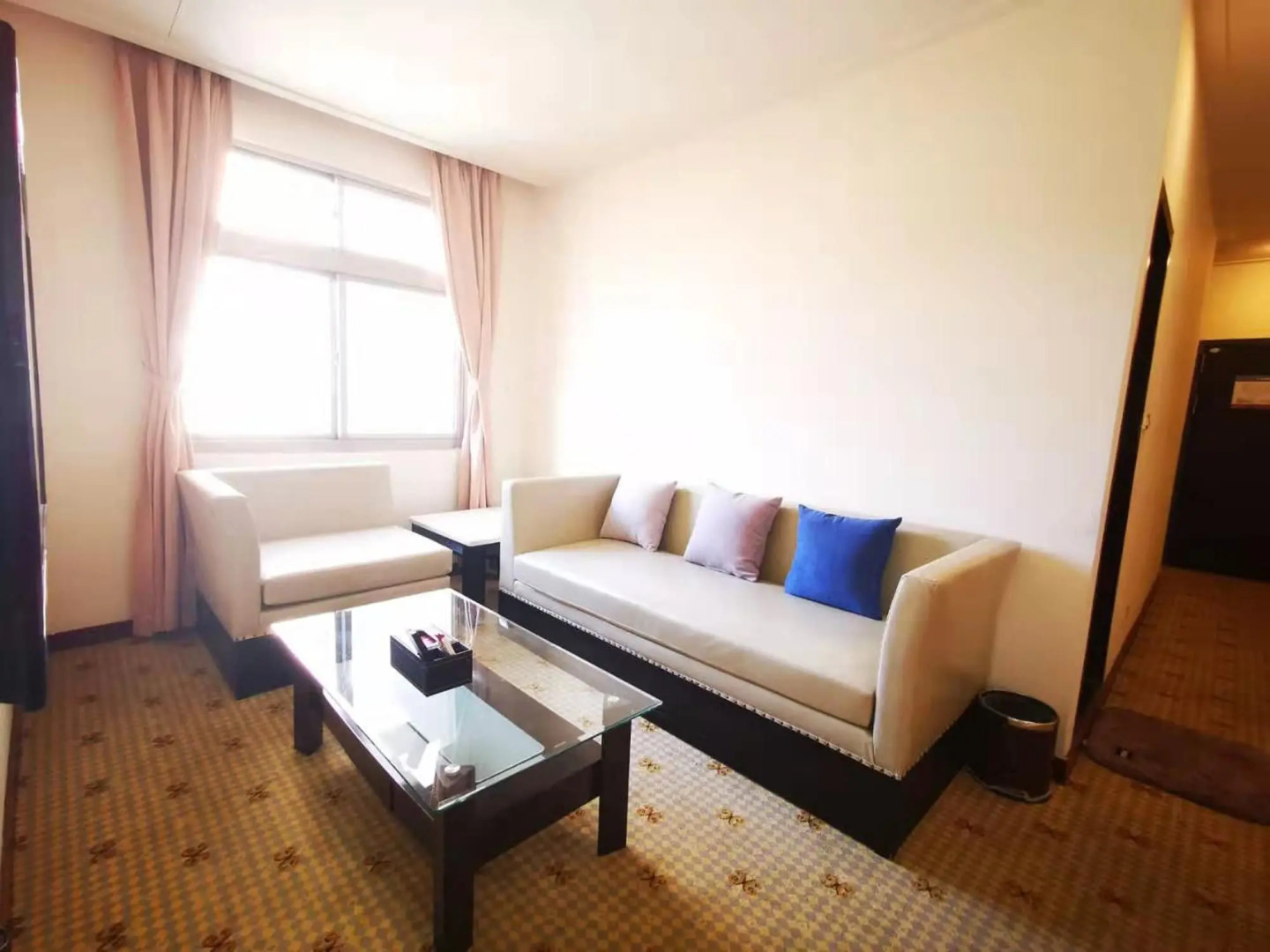 Chang Hong Villa Hotel