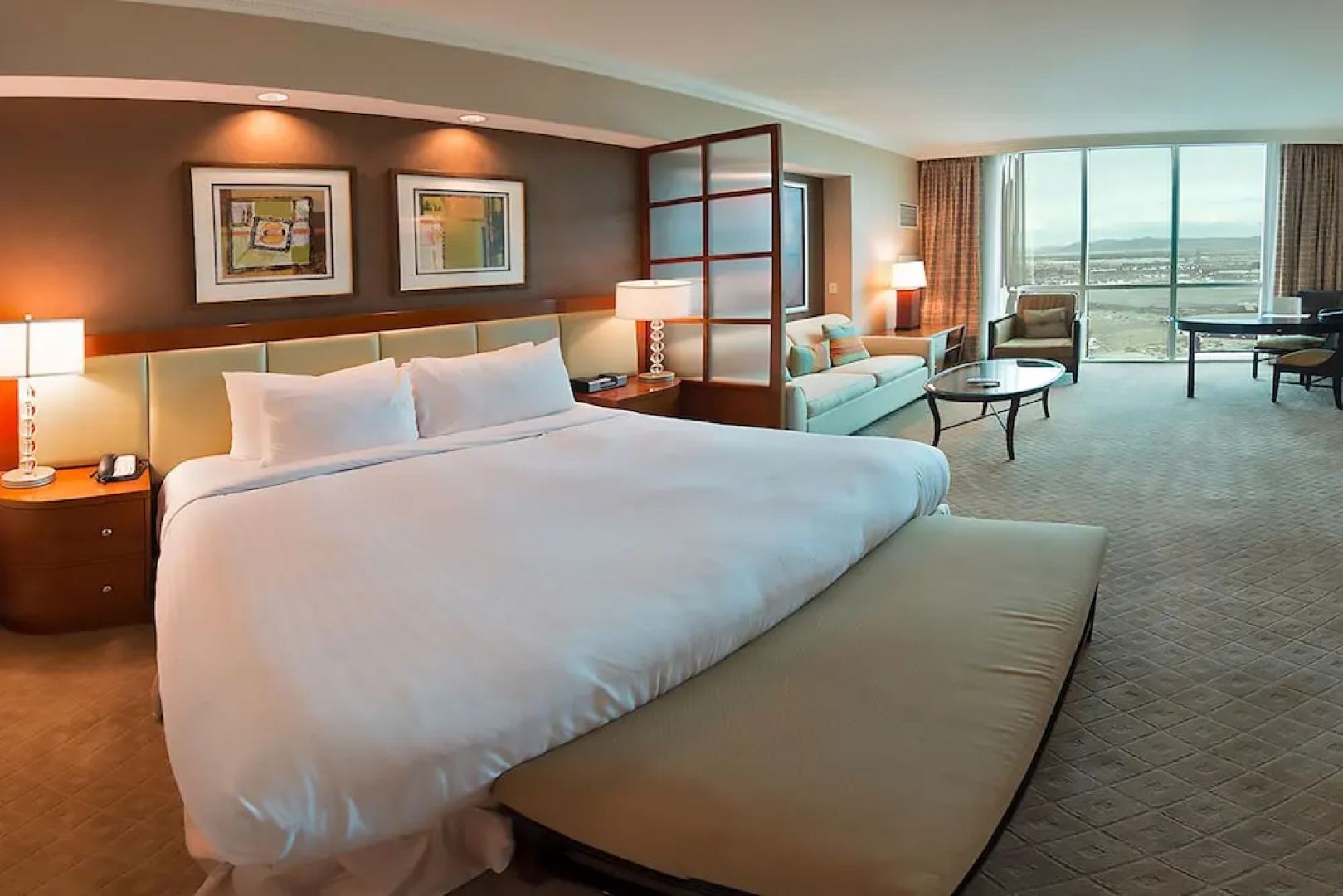 888 One Bedroom Balcony Suite at Signature Condo Hotel