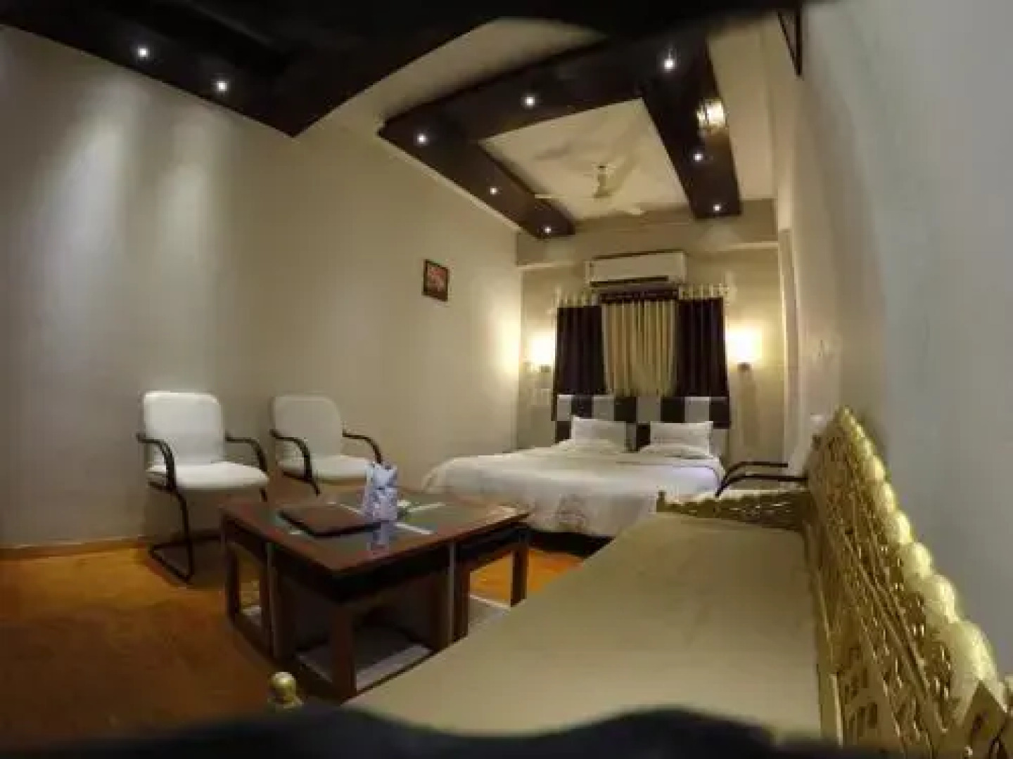 Hotel Bhagyoday Palace