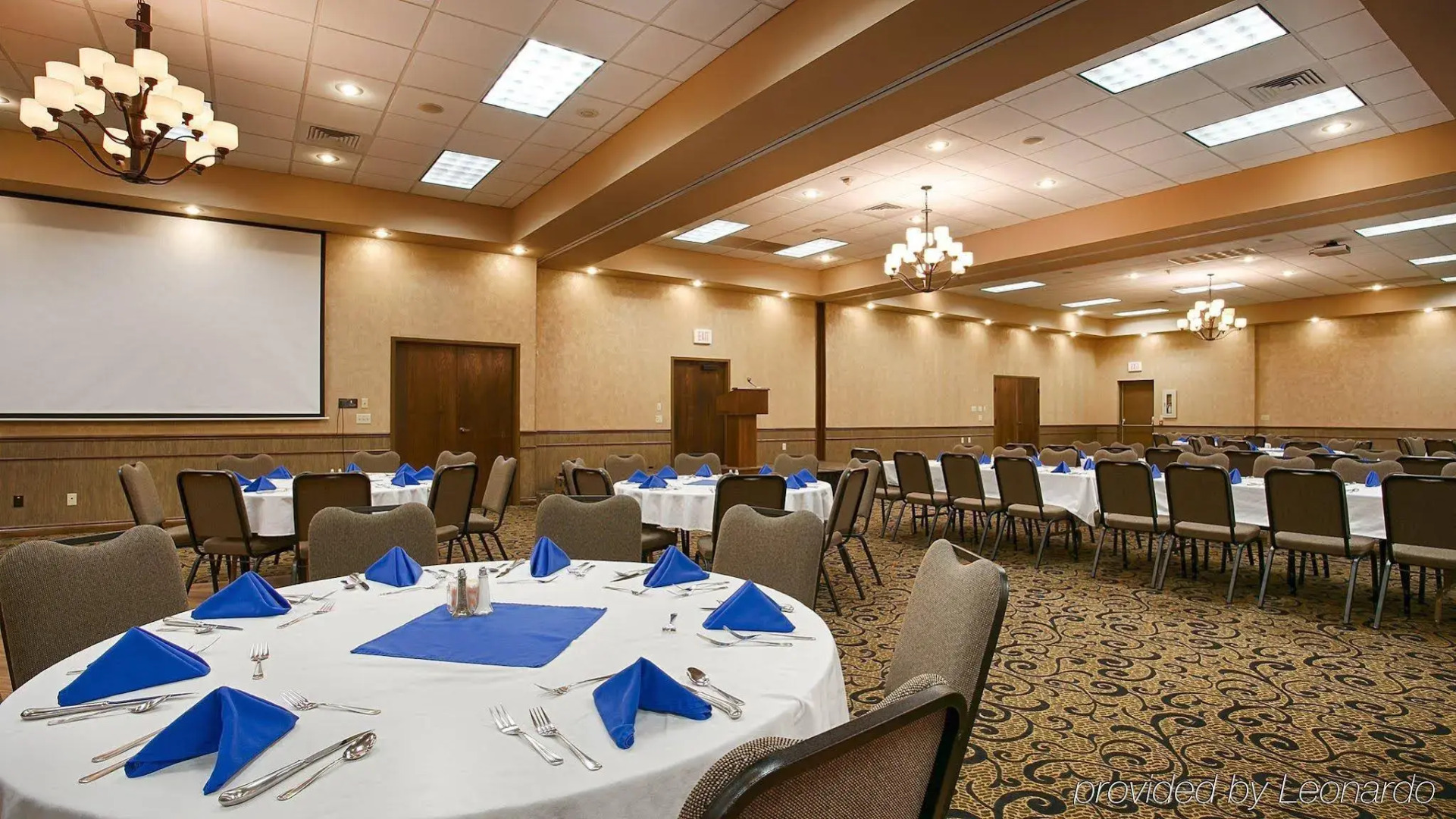 Rodeway Inn McPherson East