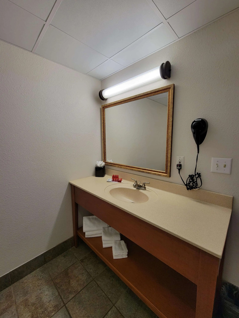 SureStay Plus Hotel by Best Western Grand Island