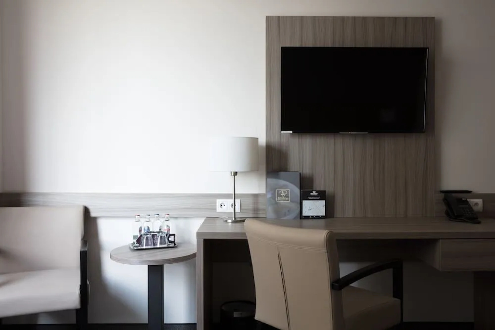 Mezzo Hotel & Business