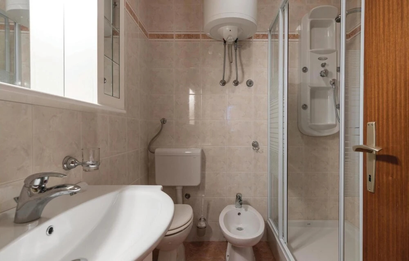 Beautiful Home in Peruski With Wifi and 1 Bedrooms