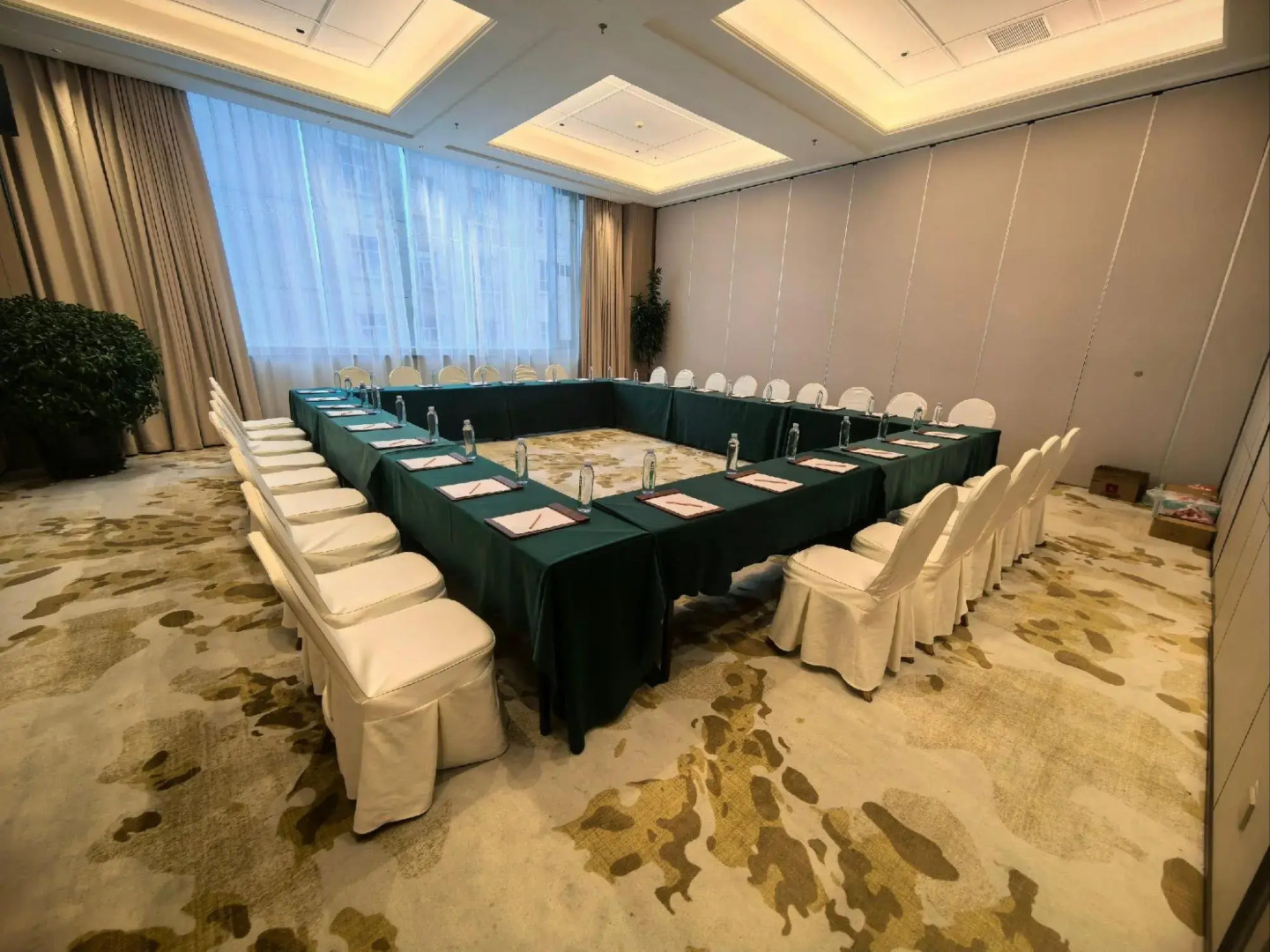 Excemon Xinjiang Yilite Hotel