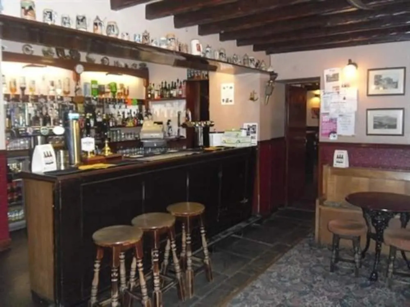 Horse and Hound Country Inn