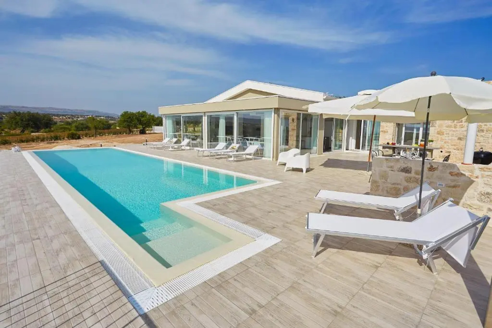 Karat House Pool lovely view 4 rooms 5 bathrooms wifi freenew villa