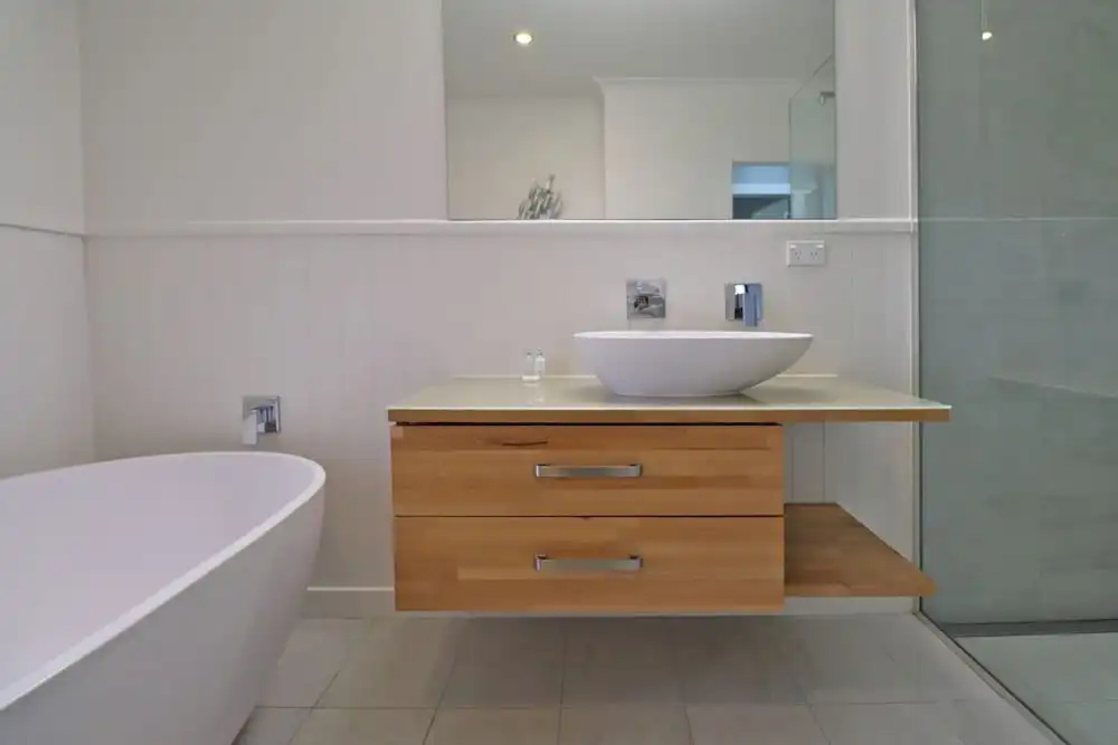 Country Living on Raynes Road