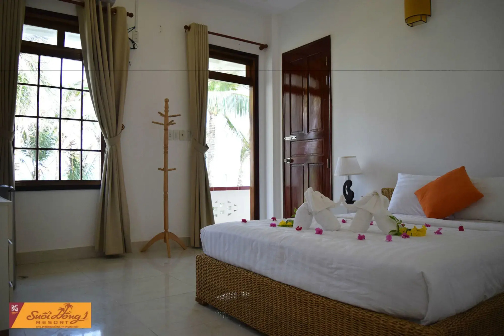 Suoi Hong Resort