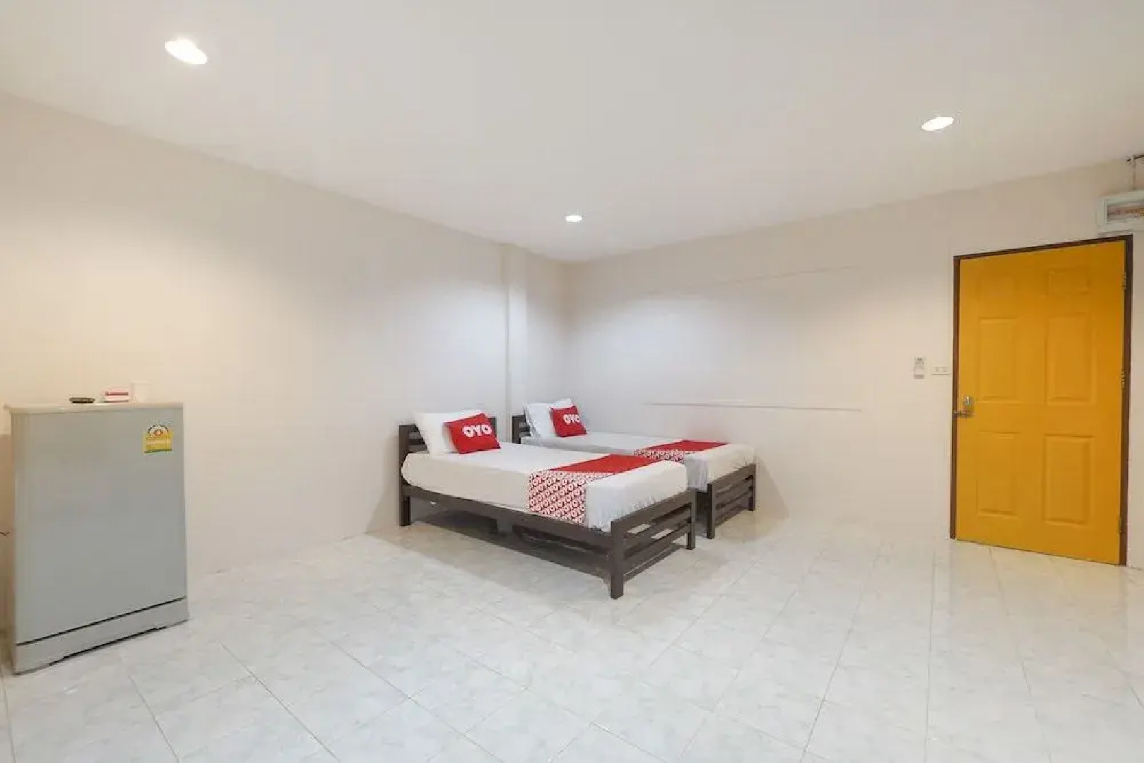 OYO 75309 Yo Charoen