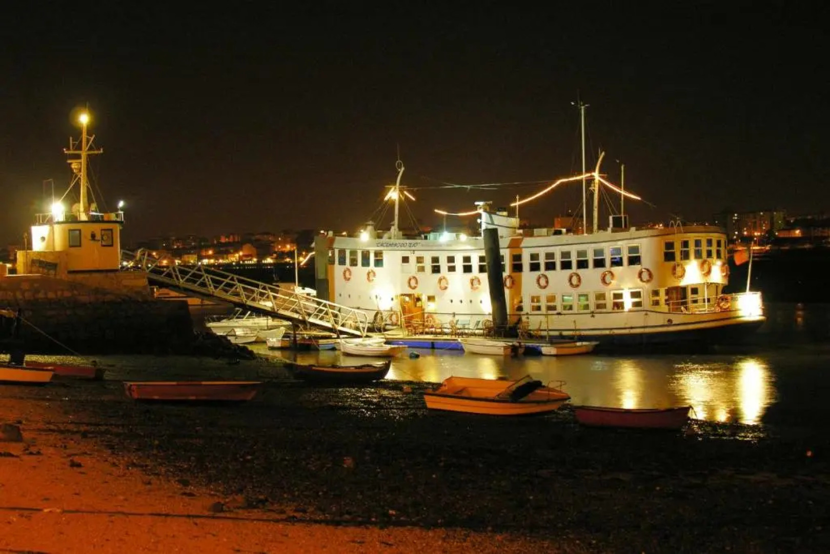THE BOAT Apartamento Temático