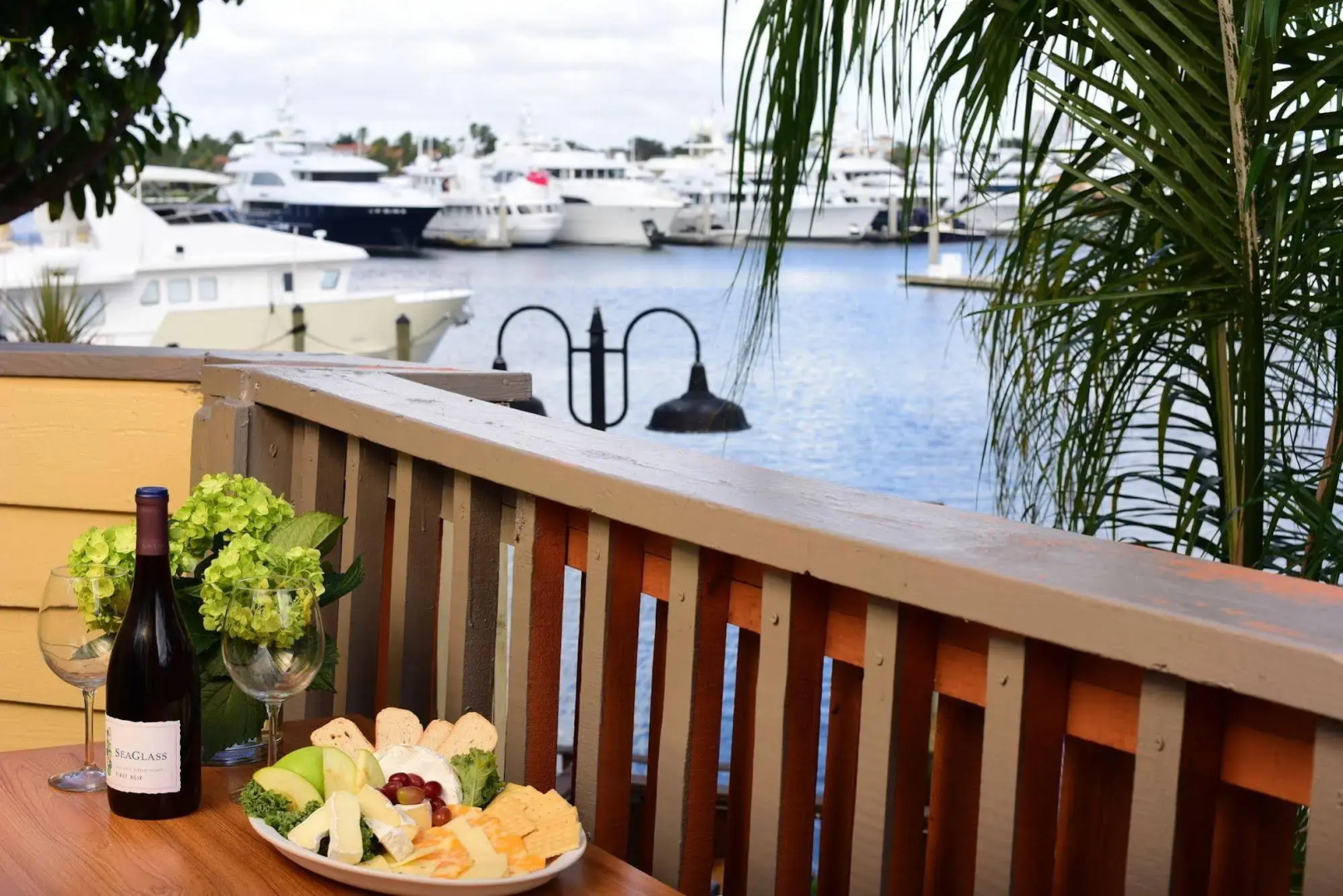 Bahia Cabana Beach Resort