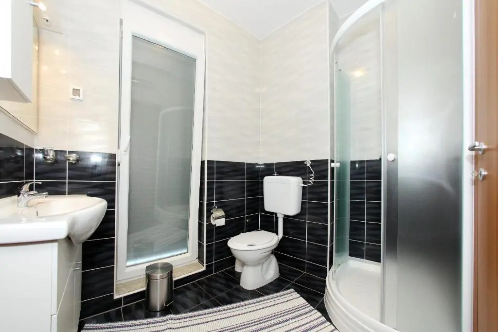 Apartment Village Nin