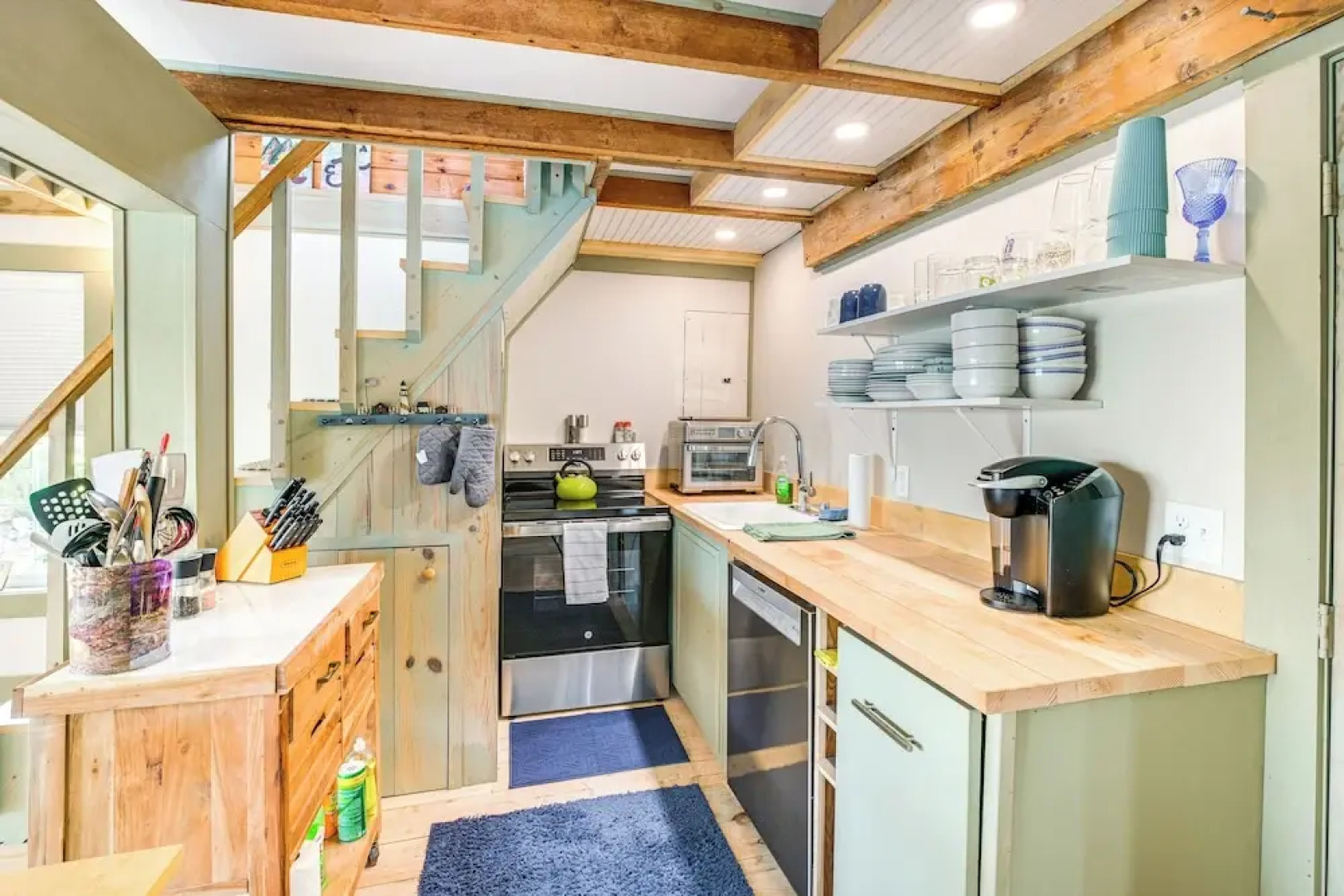 Historic Winter Harbor Cottage w/ Waterfront Views