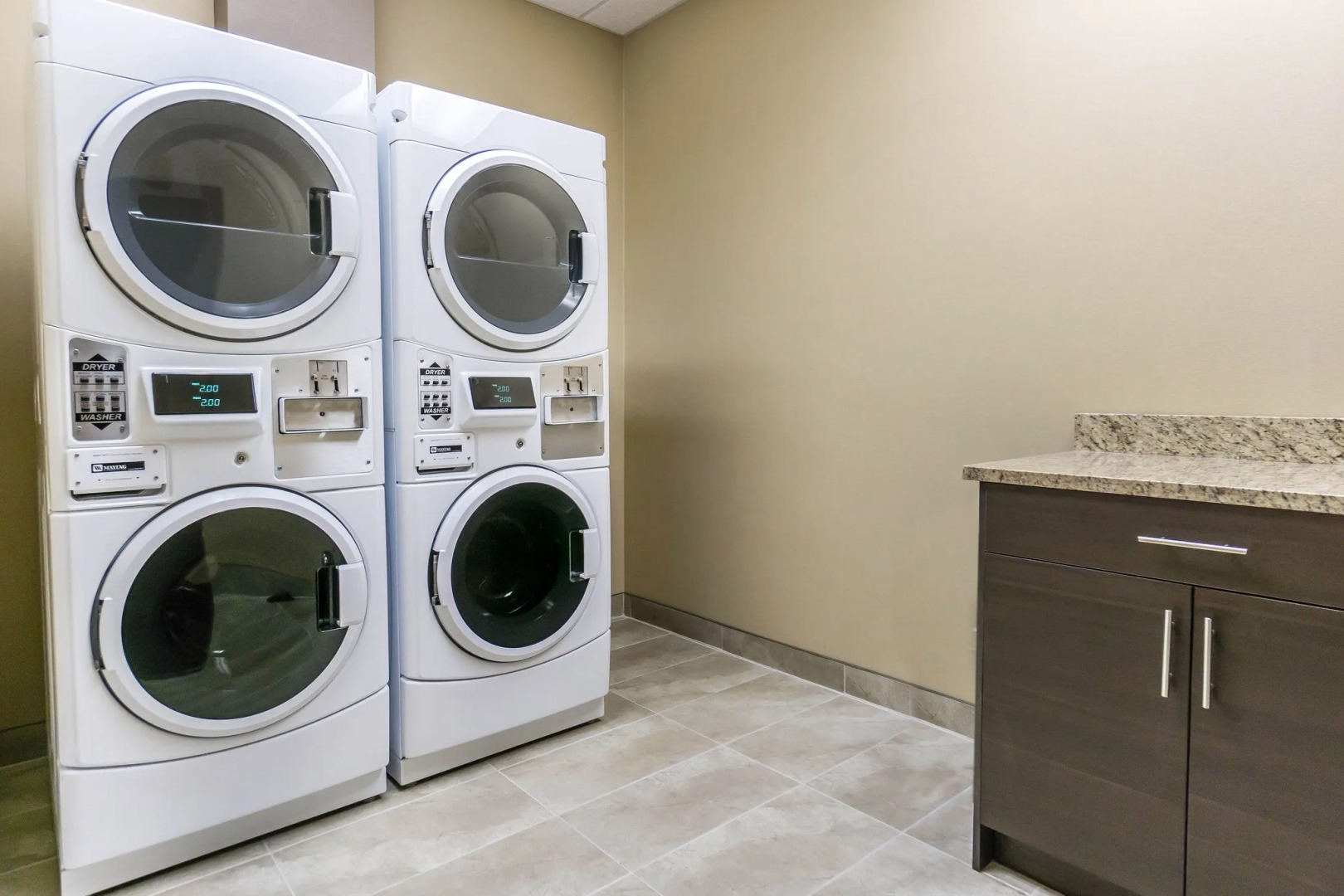 Comfort Inn & Suites Edmonton International Airport