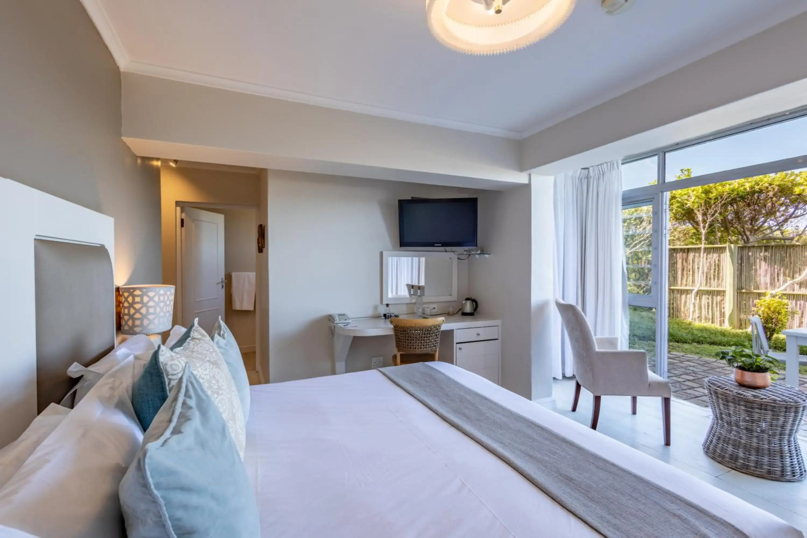 Robberg Beach Lodge - Lion Roars Hotels & Lodges