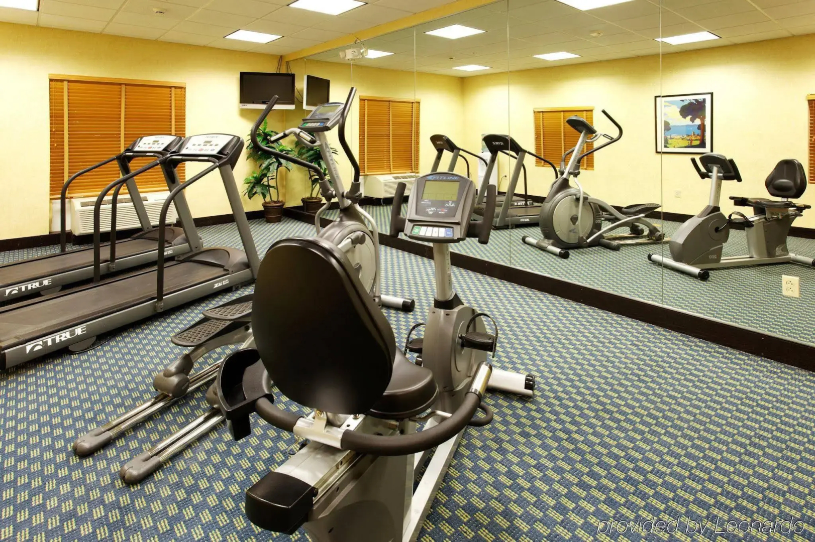 Holiday Inn Express Hotel & Suites Cookeville by IHG