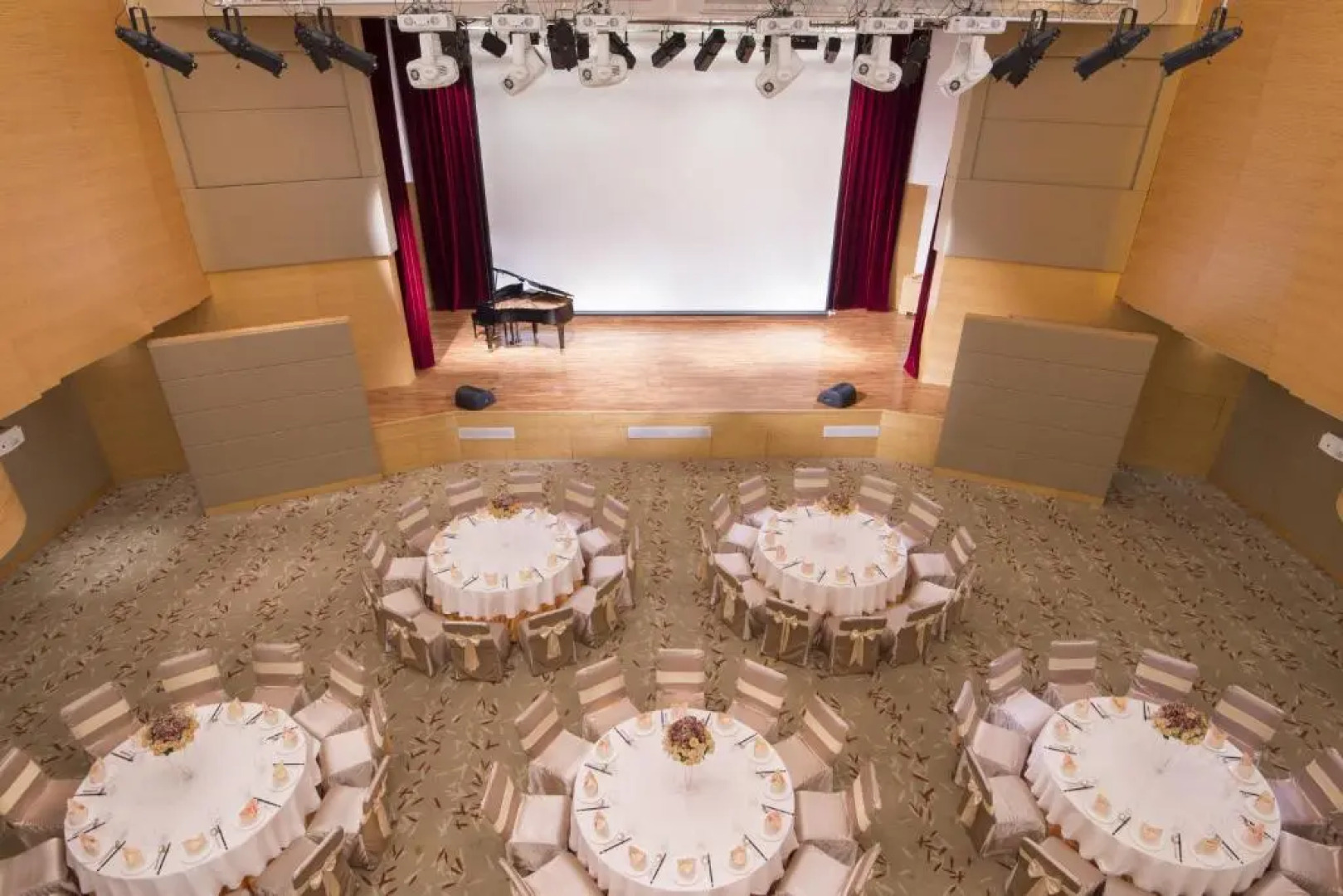 Noah's Ark Hotel & Resort