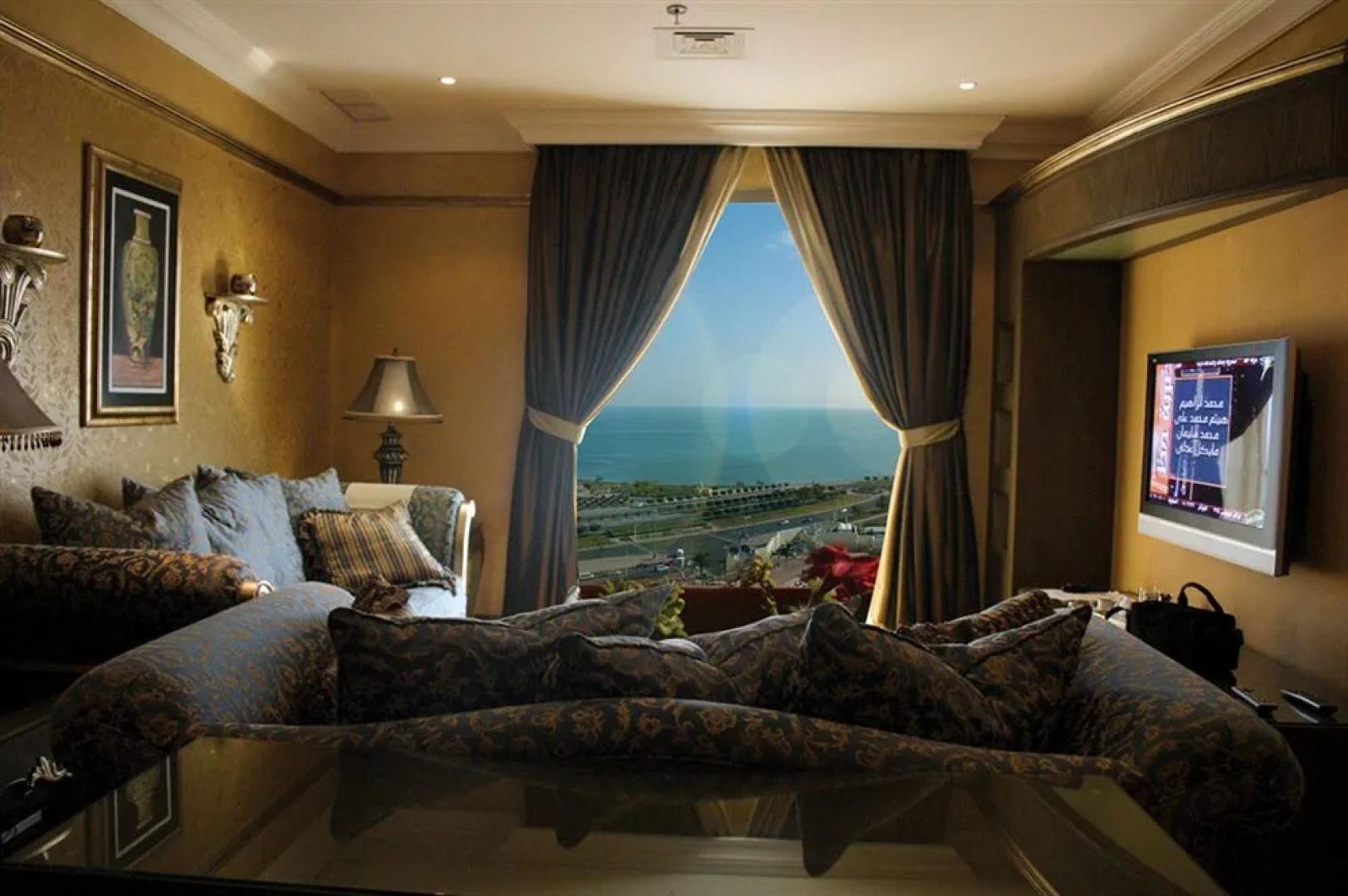 Plaza Athenee Hotel Kuwait